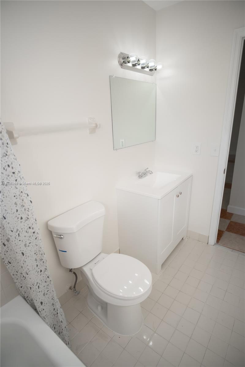 LAKE MARKS AT WESTWIND - Residential