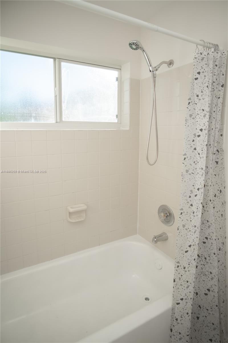 LAKE MARKS AT WESTWIND - Residential