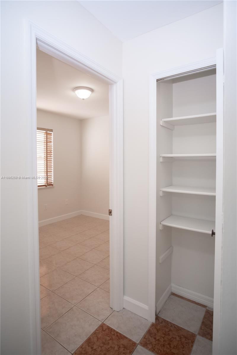 LAKE MARKS AT WESTWIND - Residential