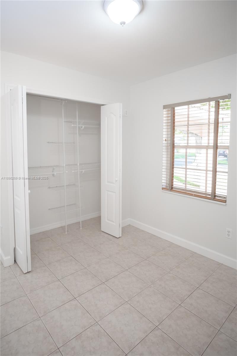 LAKE MARKS AT WESTWIND - Residential