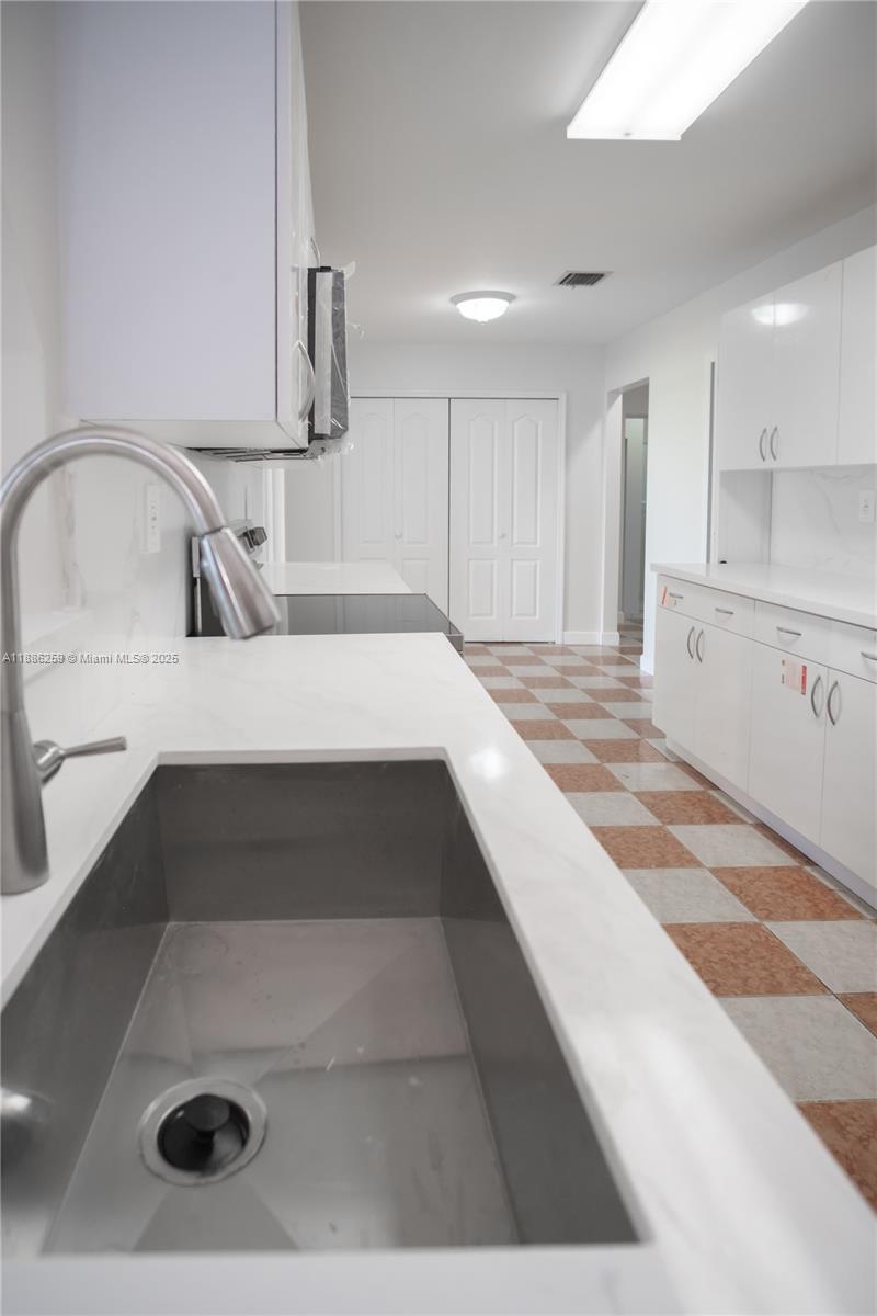 LAKE MARKS AT WESTWIND - Residential