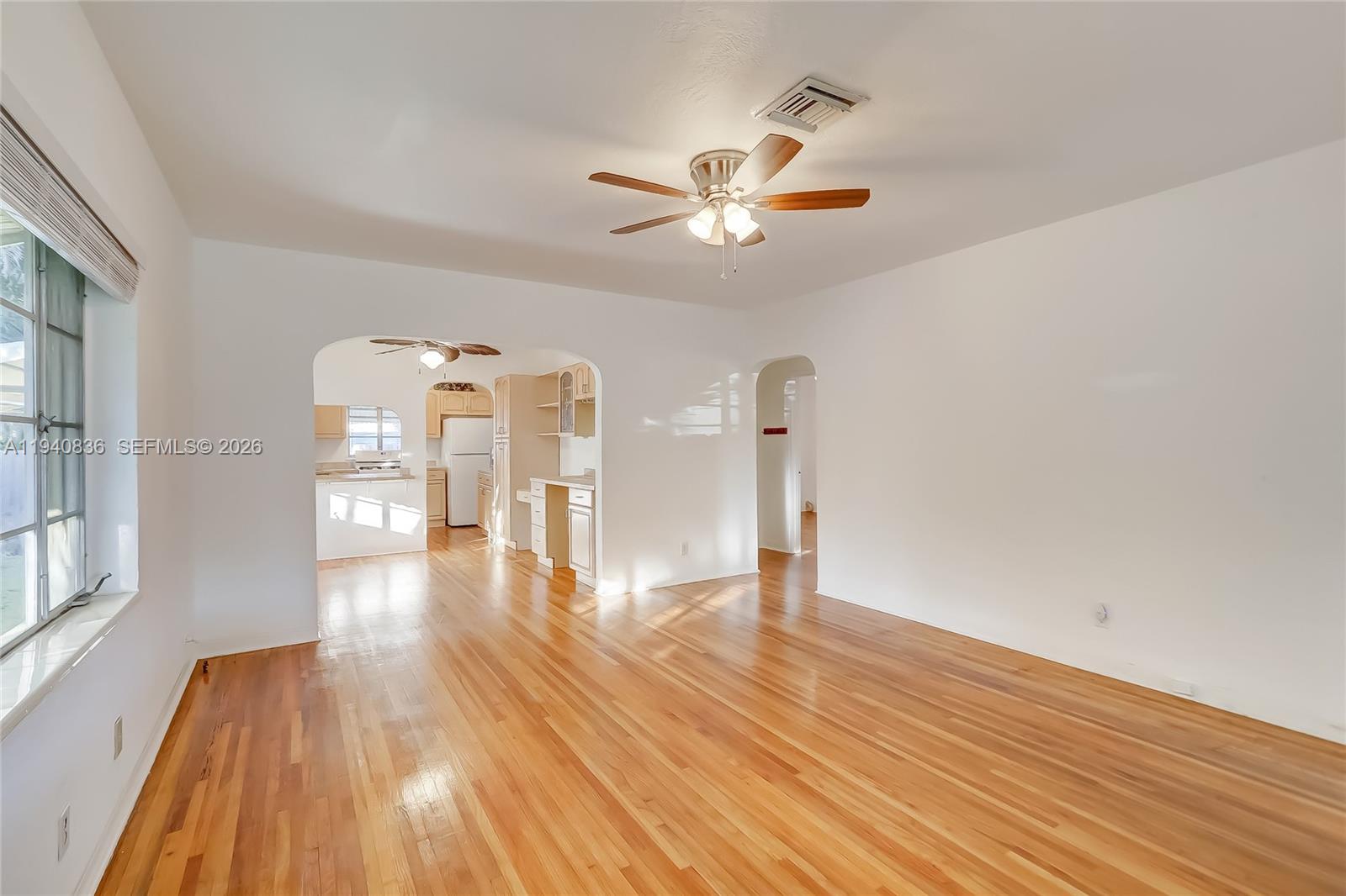 HOLLYWOOD - Residential Lease