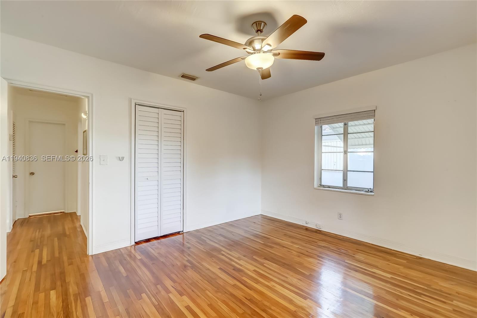 HOLLYWOOD - Residential Lease