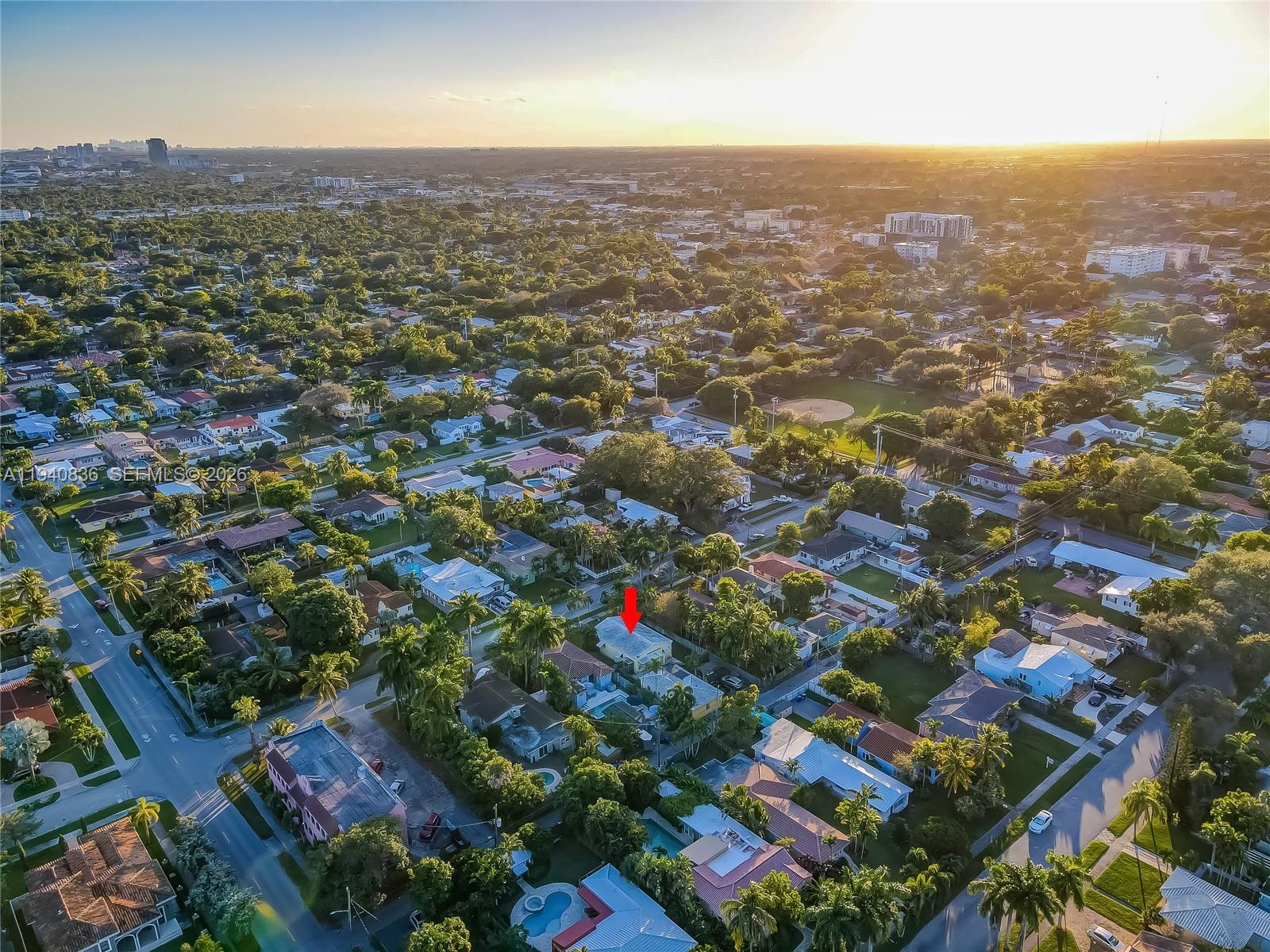 HOLLYWOOD - Residential Lease