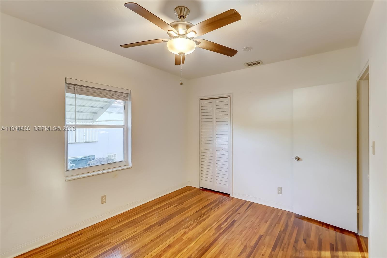 HOLLYWOOD - Residential Lease