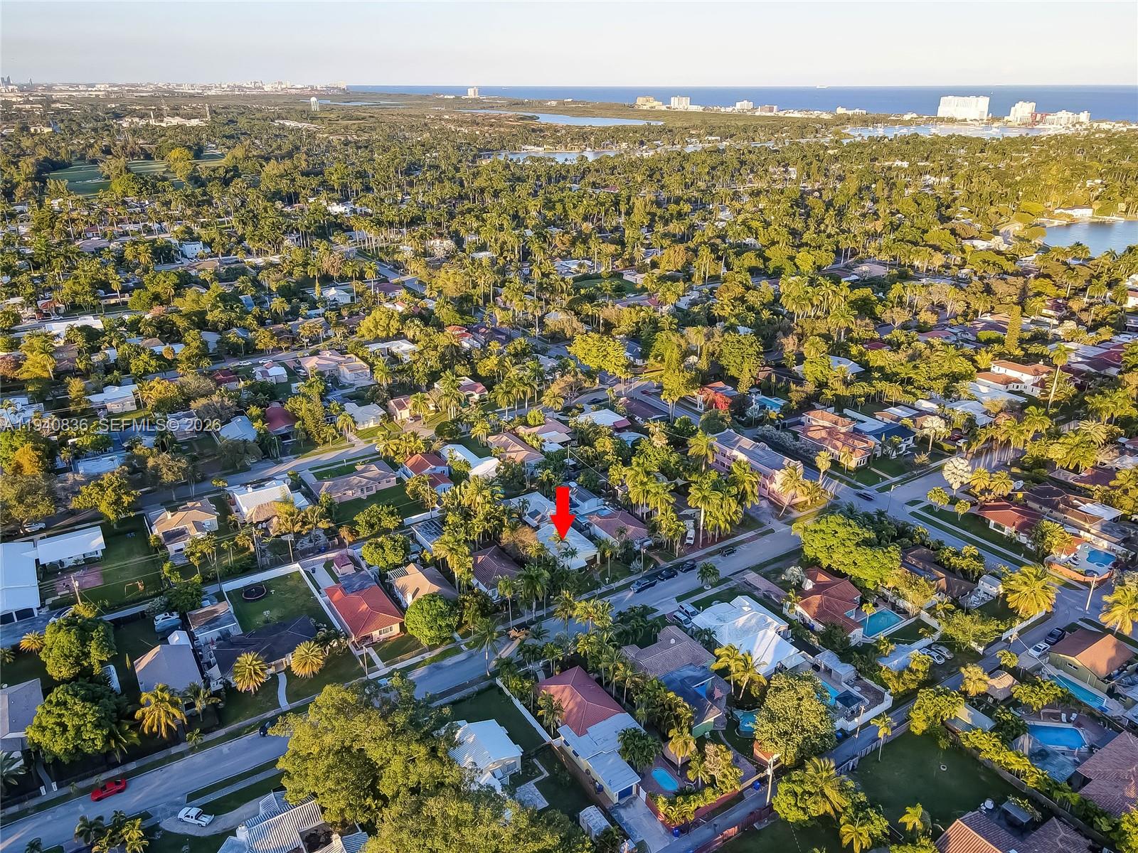 HOLLYWOOD - Residential Lease