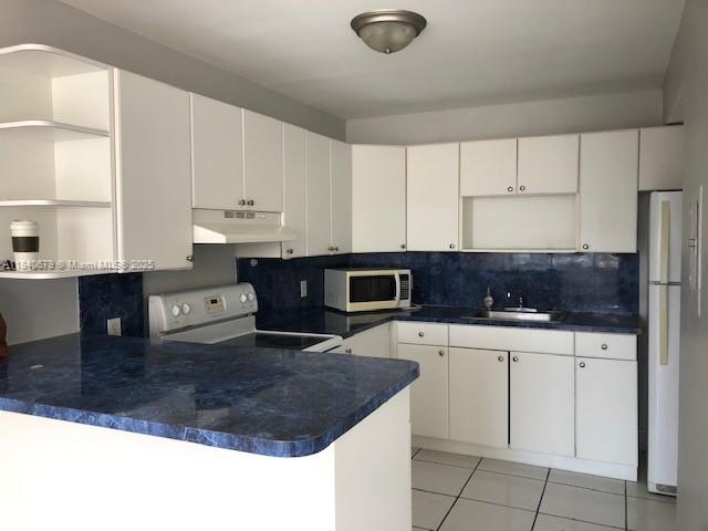 2025 NE 164th St 407