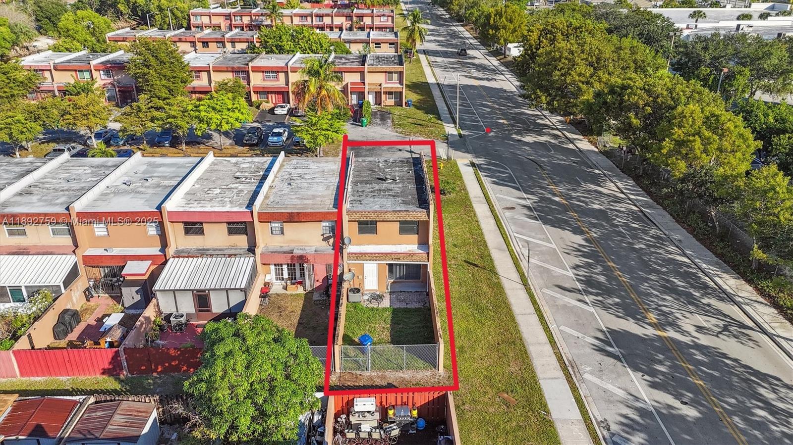 LESLIE ESTATES SEC SEVEN - Residential