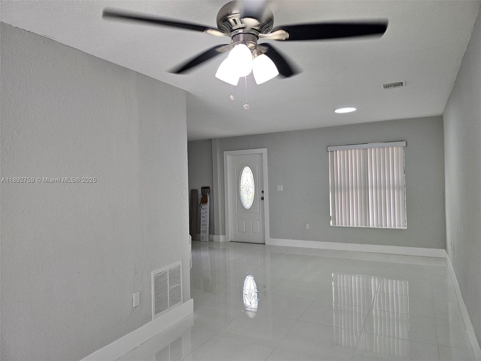 LESLIE ESTATES SEC SEVEN - Residential