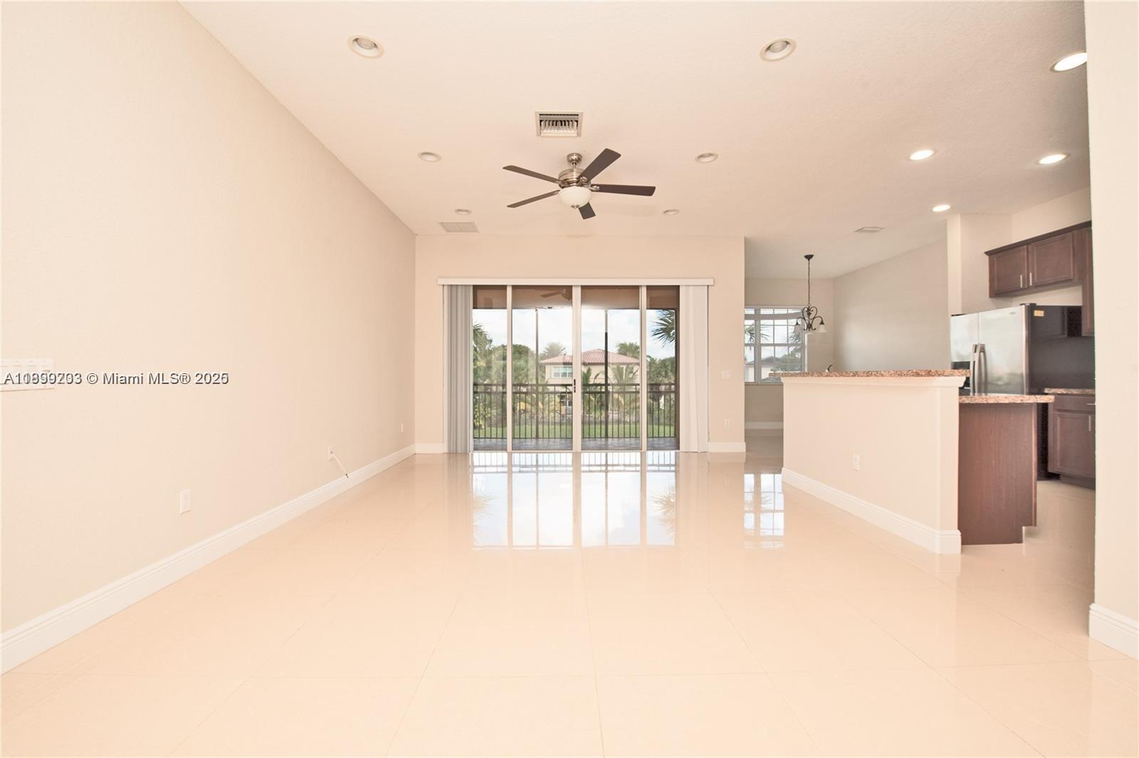 CYPRESS POINTE IV AT HERO - Residential Lease