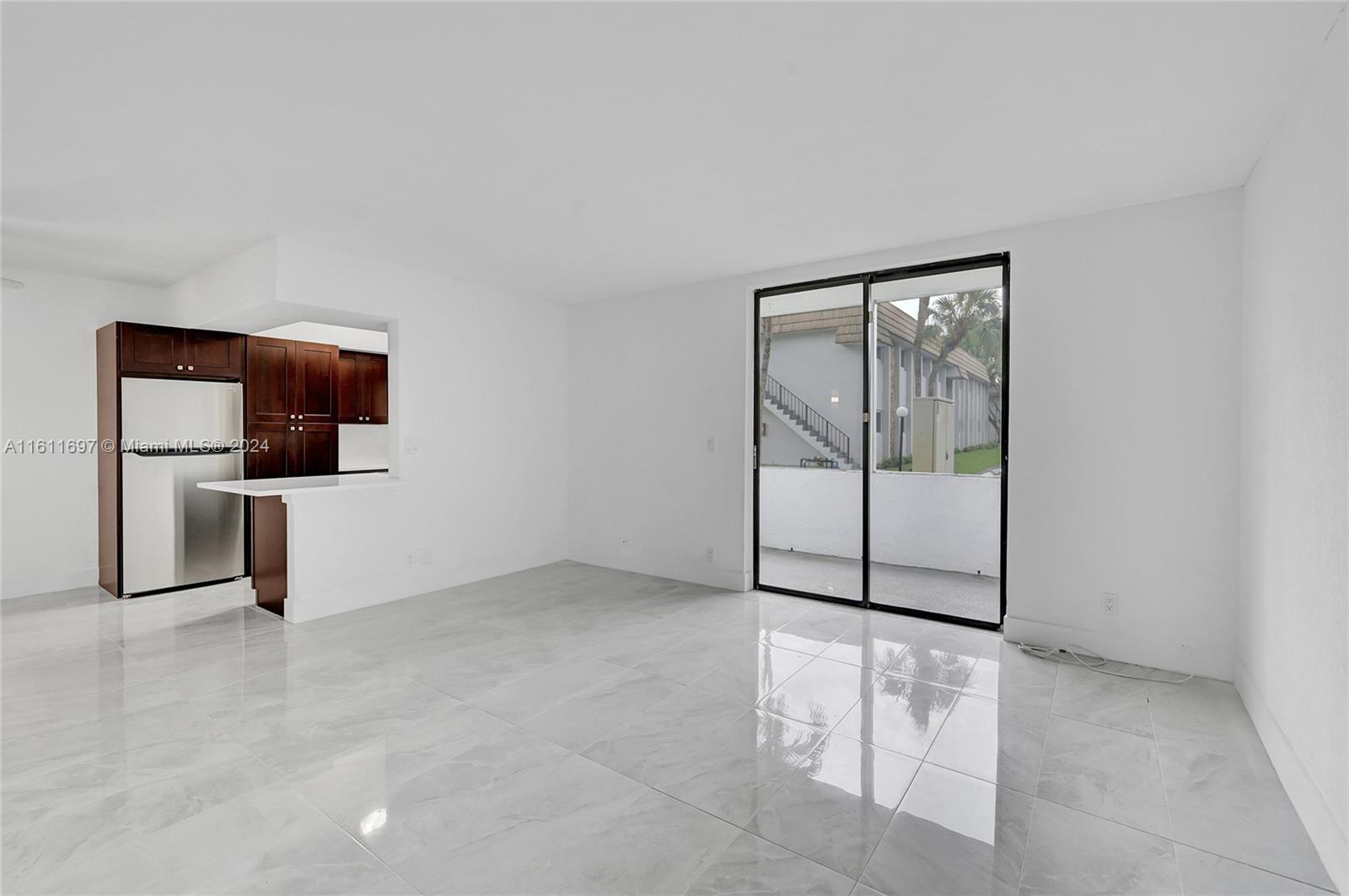 CORAL PINE CONDO 1 - Residential