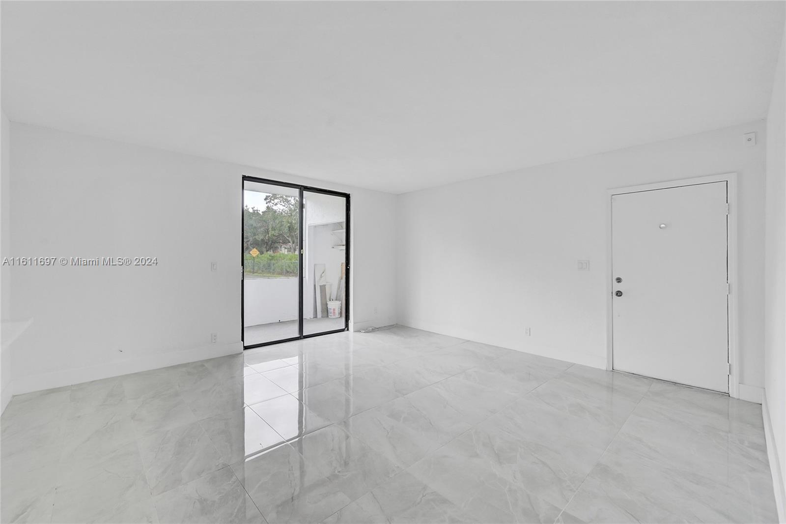 CORAL PINE CONDO 1 - Residential
