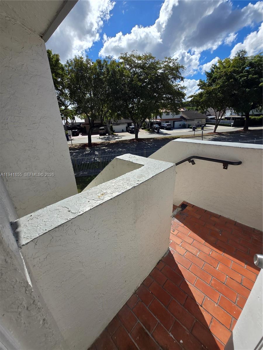 THE PORTICOS CONDO #1 - Residential Lease