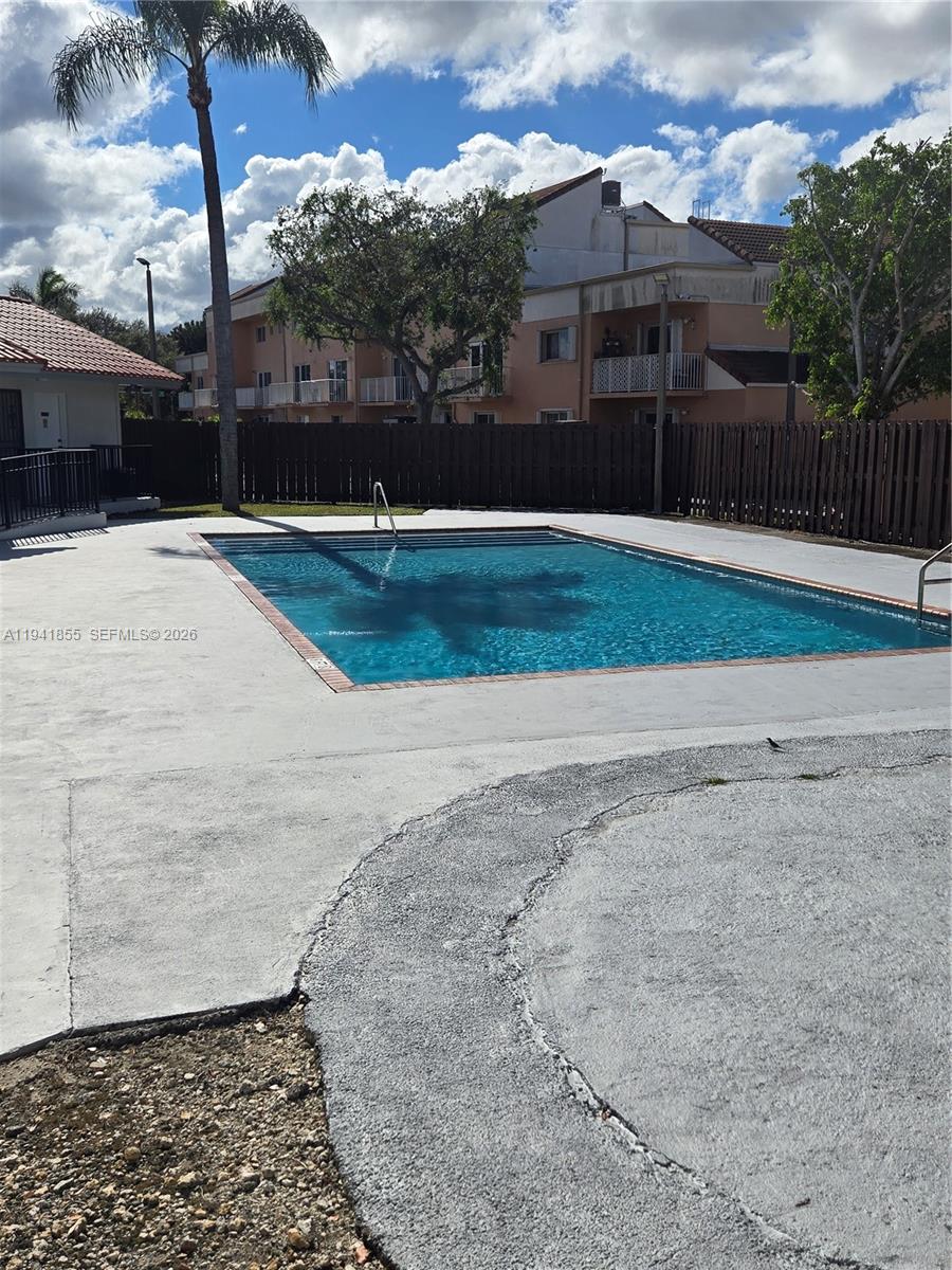 THE PORTICOS CONDO #1 - Residential Lease