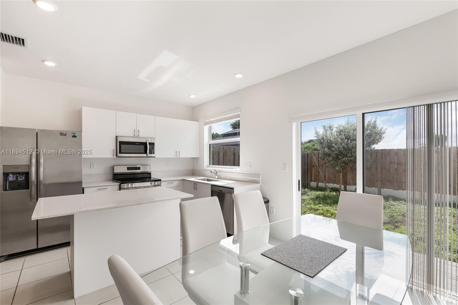 Cedar Pointe - Residential