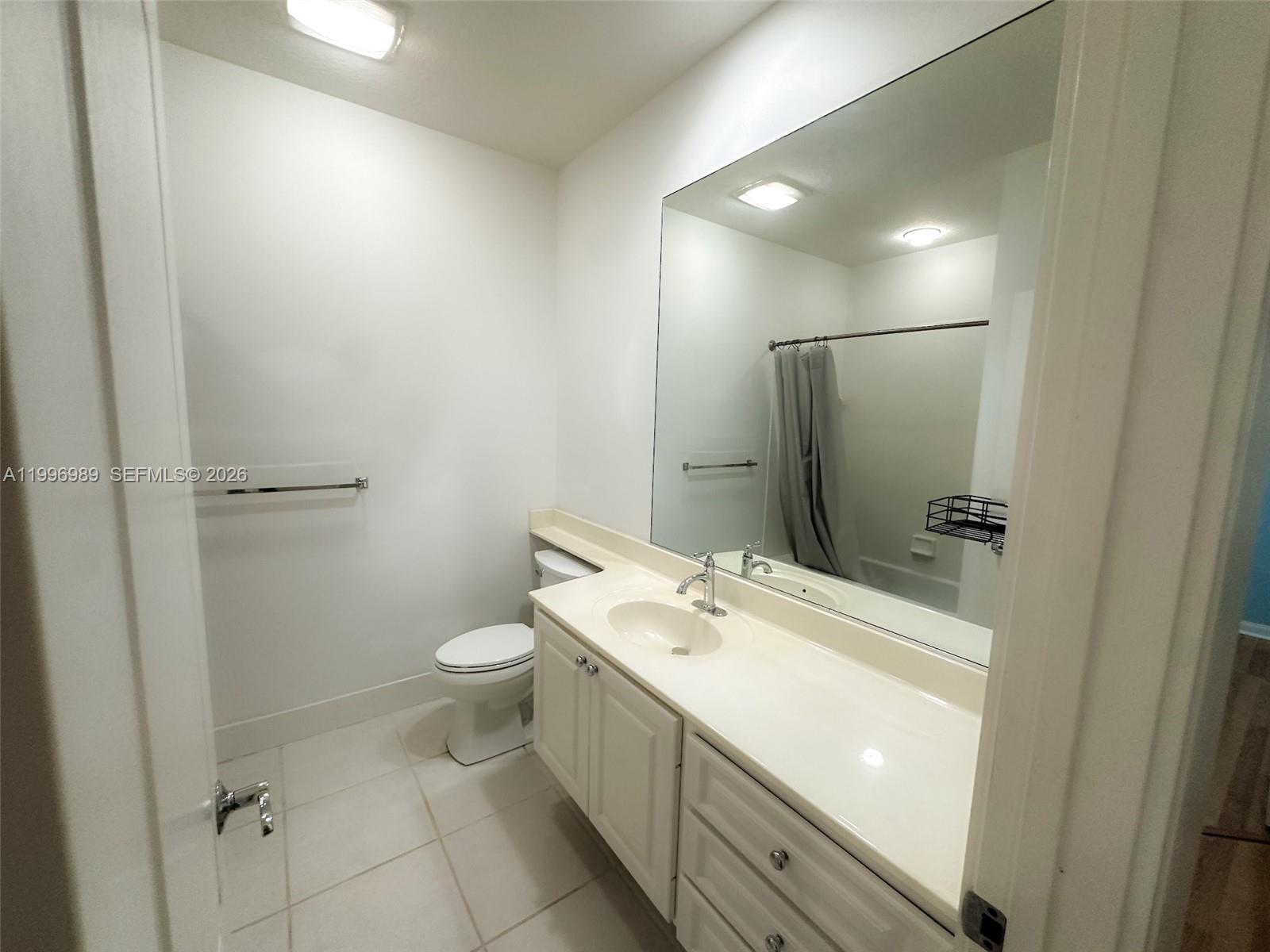 CATALINA LAKES - Residential