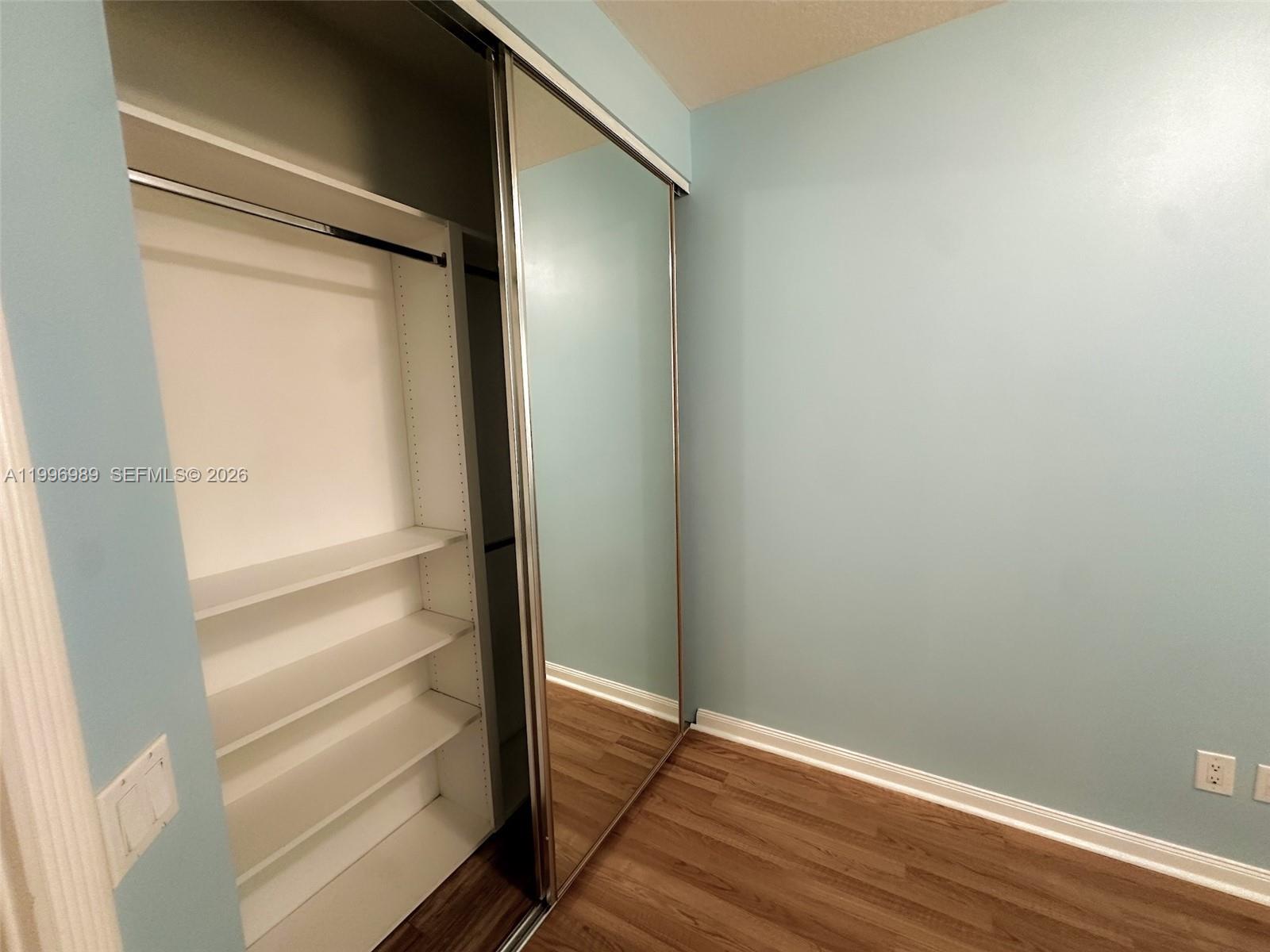 CATALINA LAKES - Residential