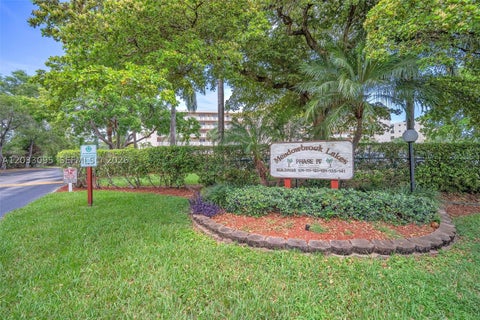 Tiny photo for 441 SE 3rd St #404, Dania Beach, FL 33004 (MLS # A12033095)