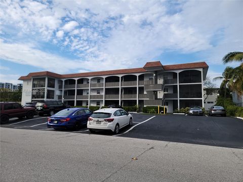 Photo of 651 Pine Dr #110, Pompano Beach, FL 33060 (MLS # A11949907)