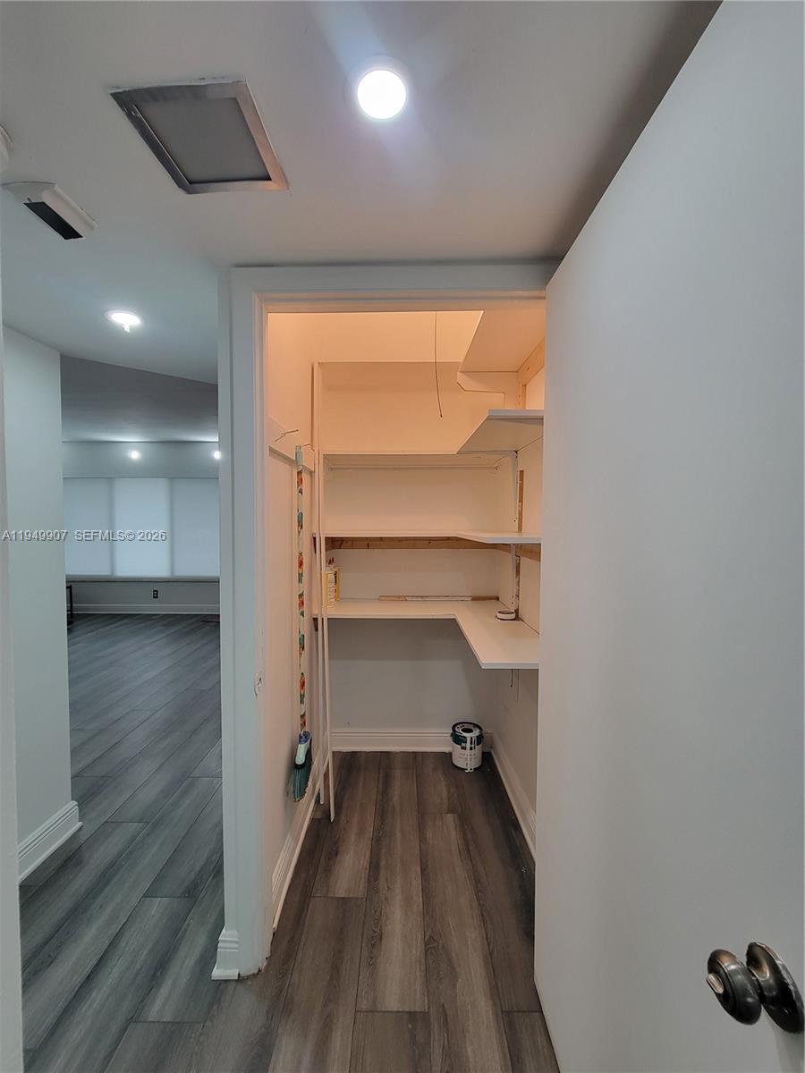 GARDEN ISLE 2 - Residential