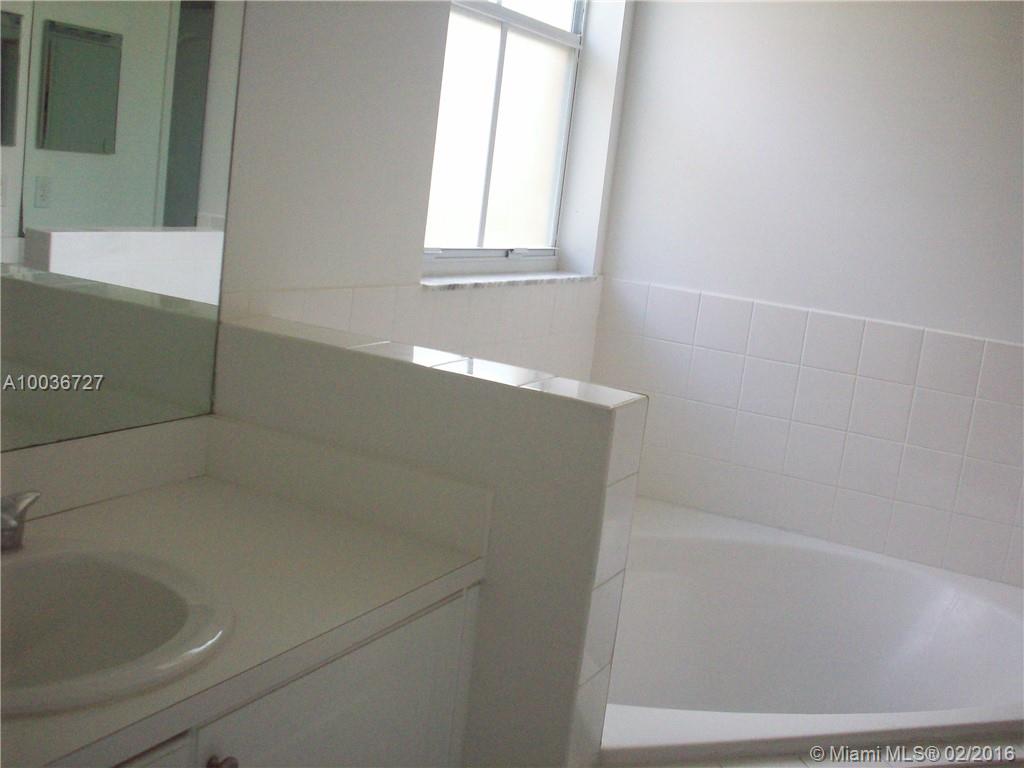 Emerald Isles - Residential Lease