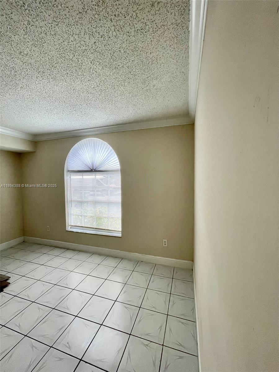 GALERIA III CONDO - Residential Lease