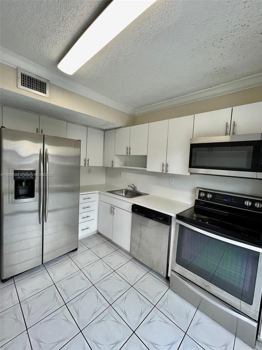 GALERIA III CONDO - Residential Lease