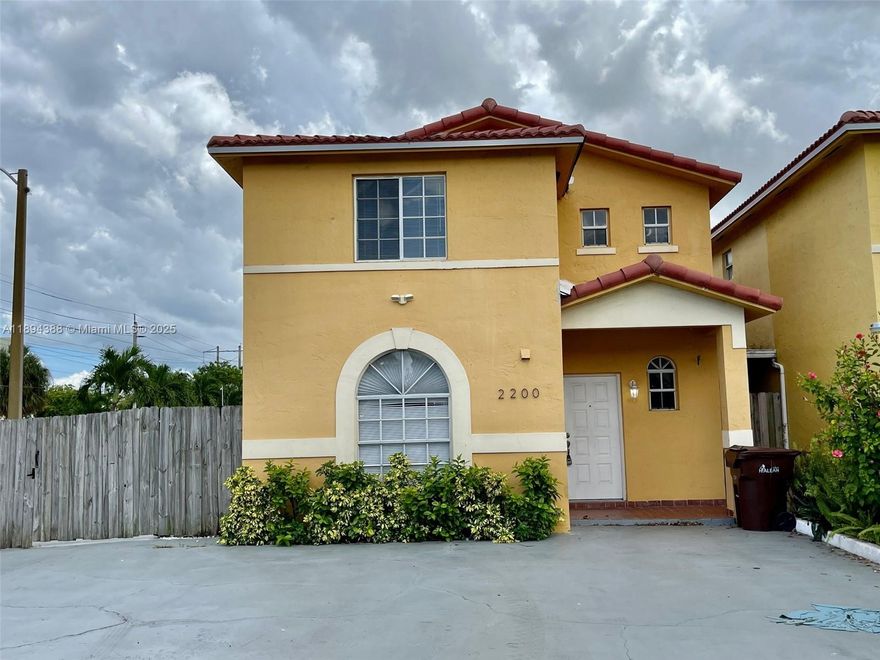 Beautiful, Spacious And Luminous detached single home located in heart of Hialeah Centrally located near hospitals, schools, and business. Very spacious floor plan with nice open new kitchen stainless steel appliances, with new wood fence. The unit has a spacious 3 bedroom and 3 Bathroom. NO CARPET. Huge convenience patio. EASY TO SHOW!!!