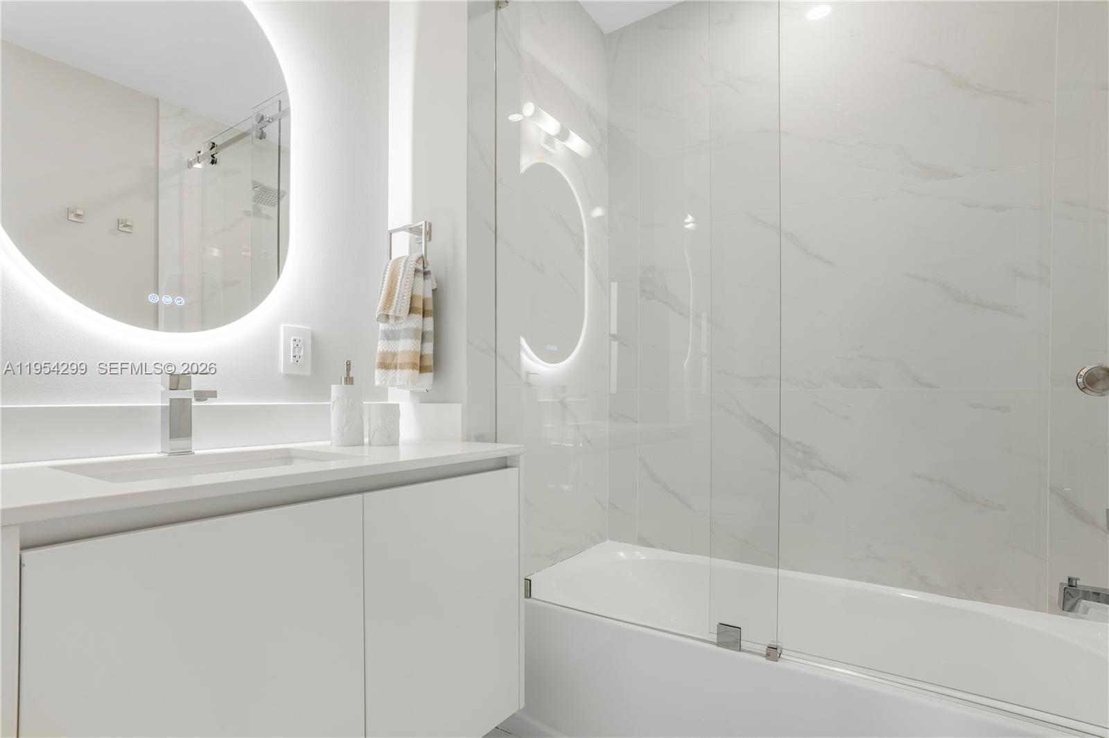 ARIA RESERVE SOUTH - Residential