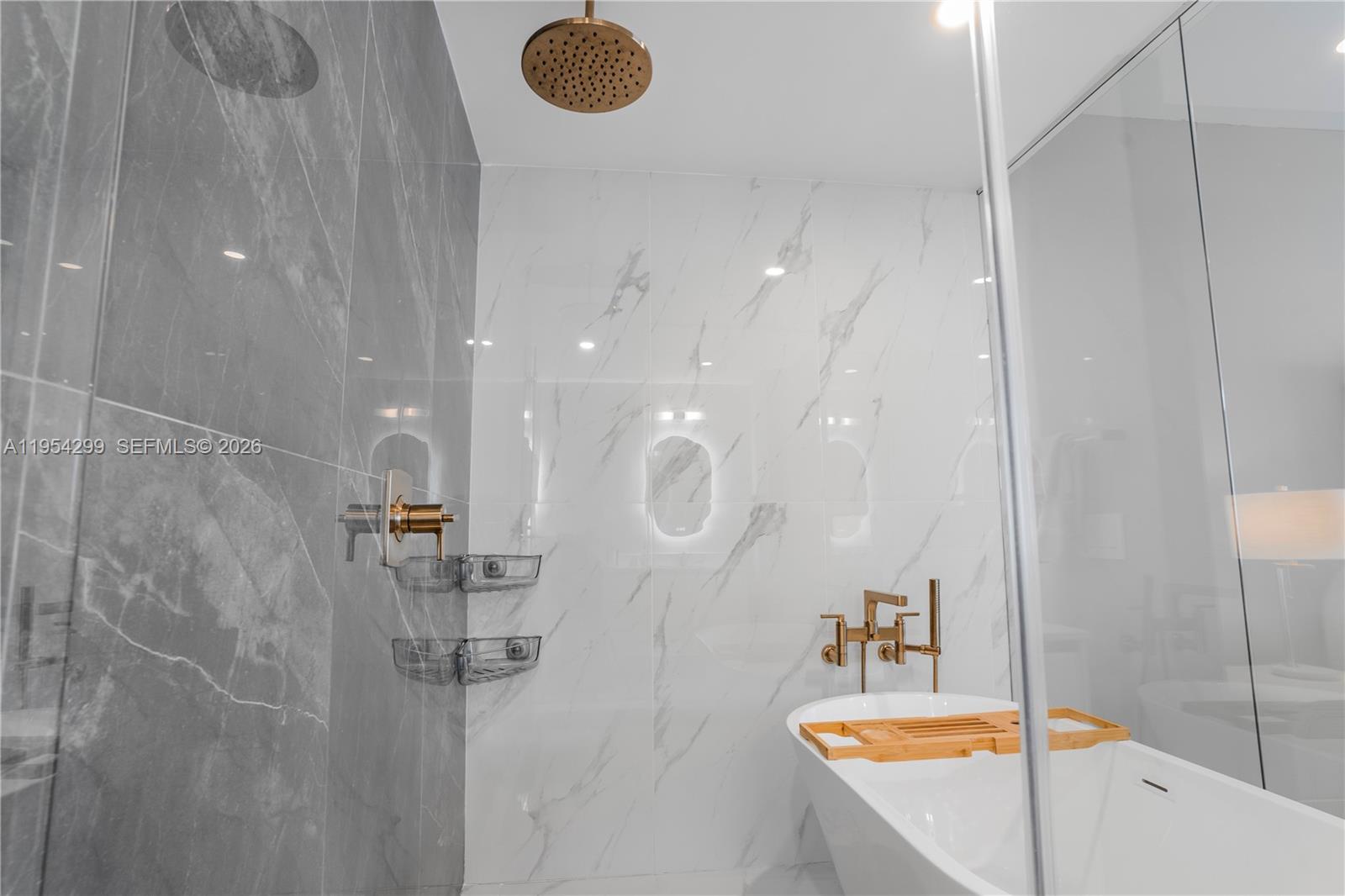 ARIA RESERVE SOUTH - Residential