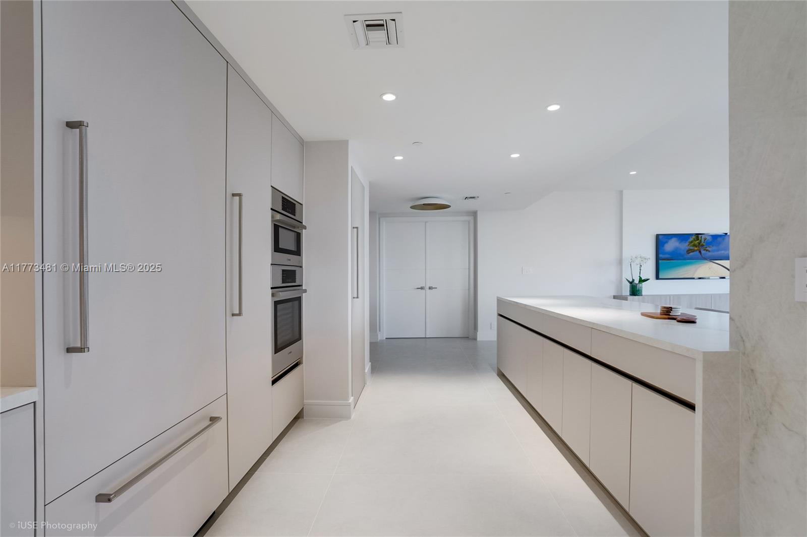 BEACH WALK CONDO - Residential