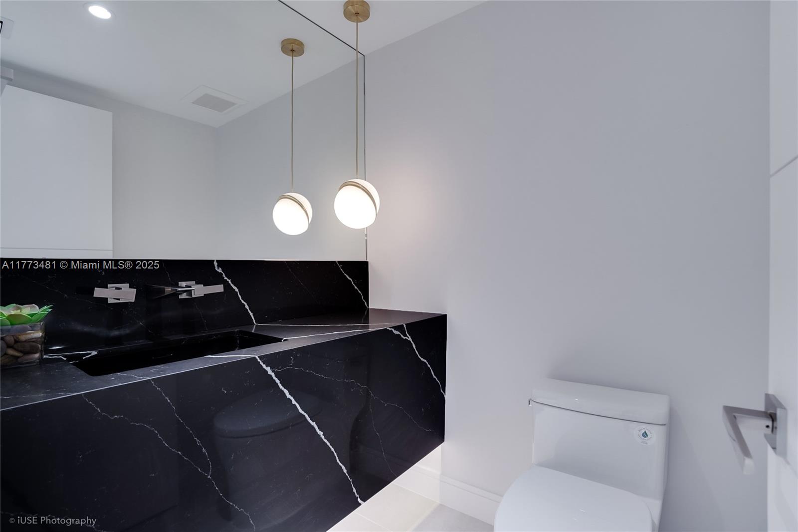 BEACH WALK CONDO - Residential