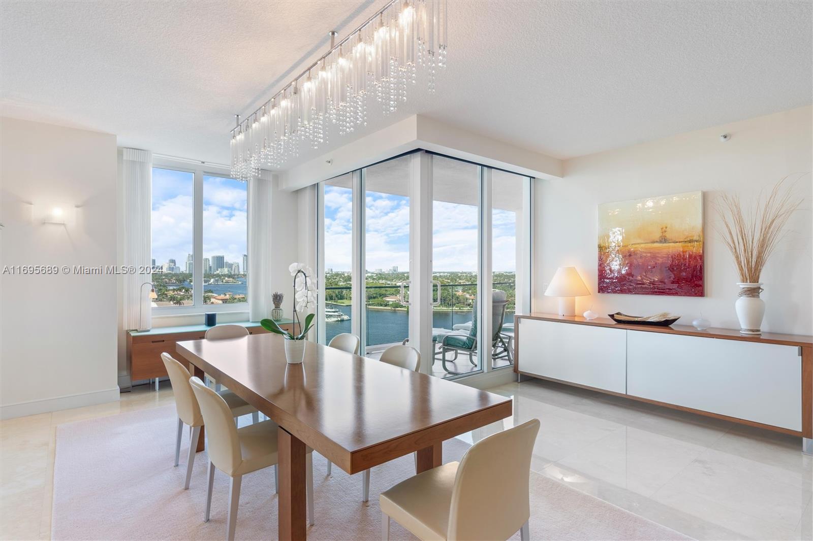 HARBOURAGE PLACE CONDO - Residential