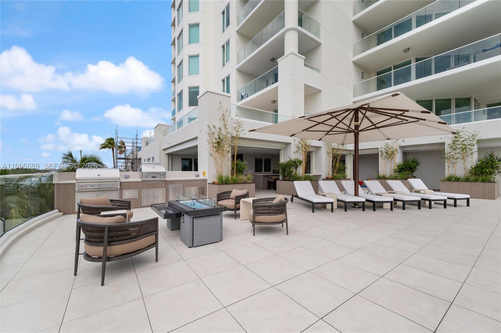 HARBOURAGE PLACE CONDO - Residential