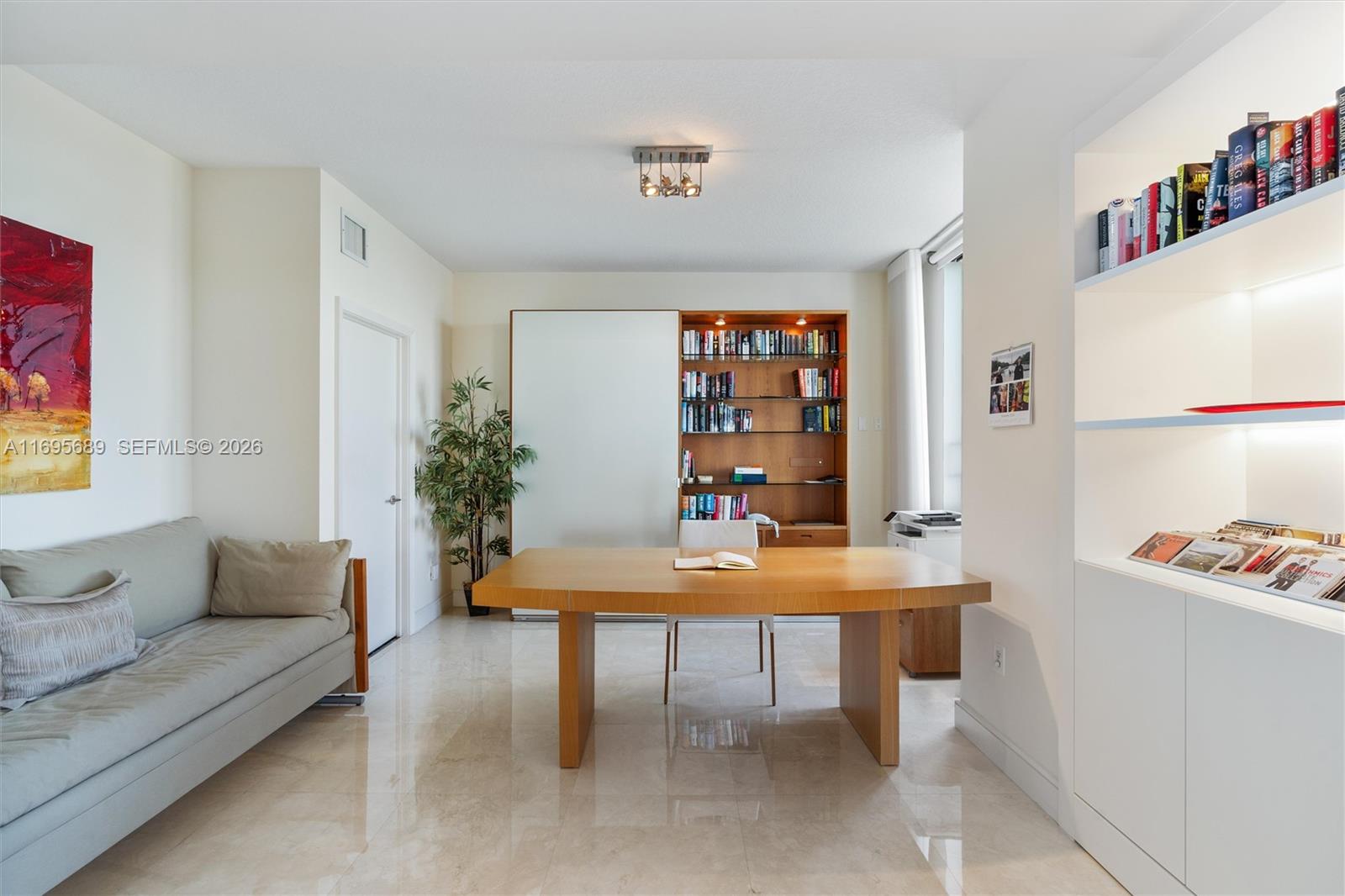 HARBOURAGE PLACE CONDO - Residential