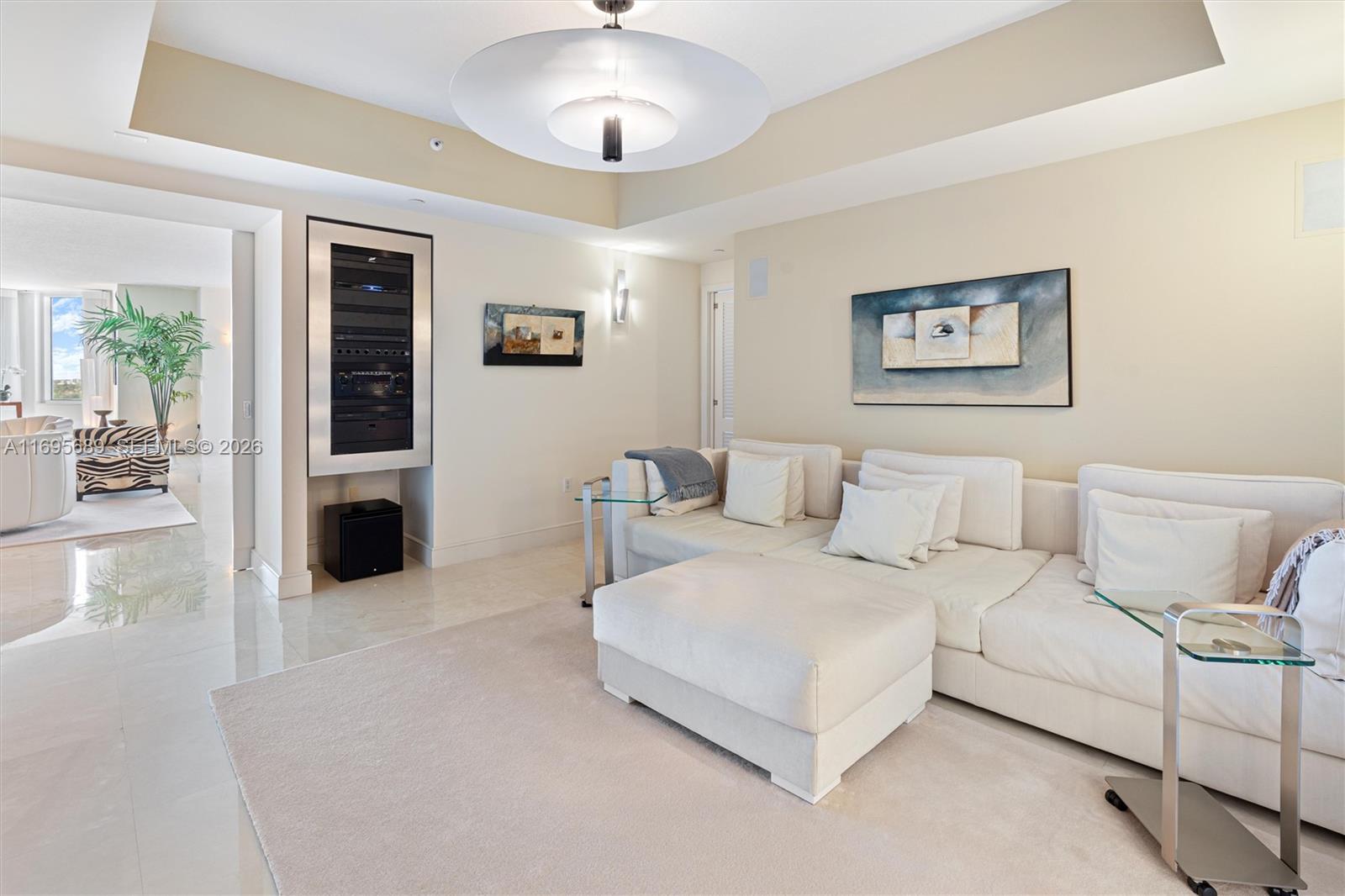 HARBOURAGE PLACE CONDO - Residential