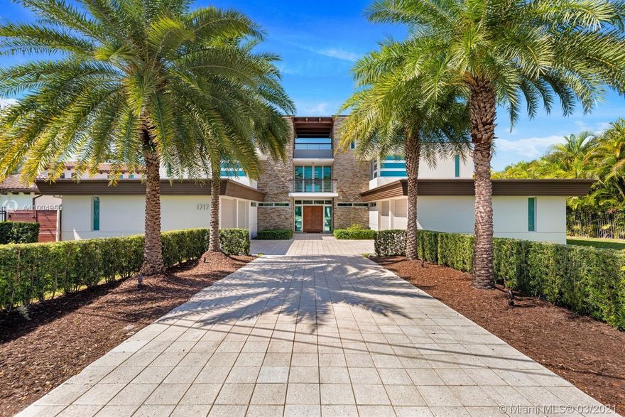 The ultimate in luxurious and modern architecture. This 11,212 square foot expansive and sophisticated custom built waterfront residence features 100 feet of waterfront, 6 bedroom suites, 7 full bathrooms, 2 half bathrooms, den, theatre, gym, wine room, garage space for 4 vehicles, spa/pool house, custom pool complete with summer kitchen and a rooftop terrace where you can experience the most stunning sunsets Fort Lauderdale has to offer. The large open floor plan allows you to capture beautiful water views from the moment you enter the residence.