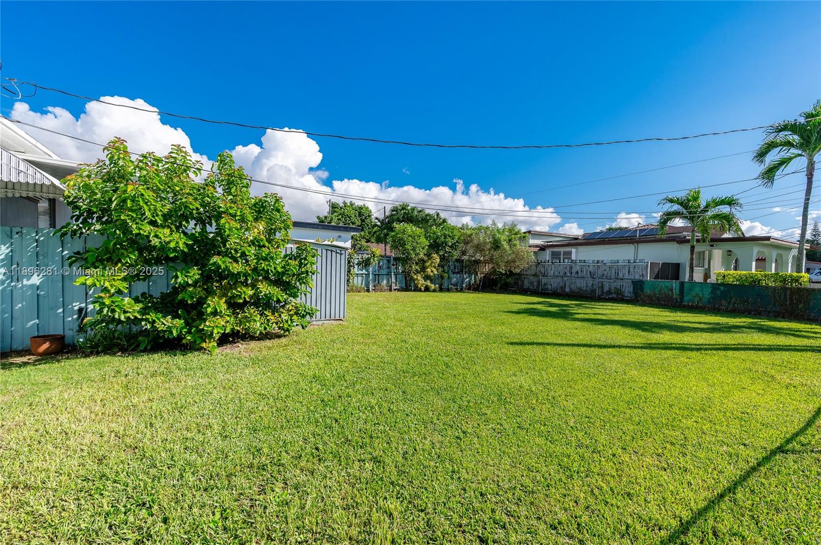 View photos, virtual tours, details... 6595 SW 31st St