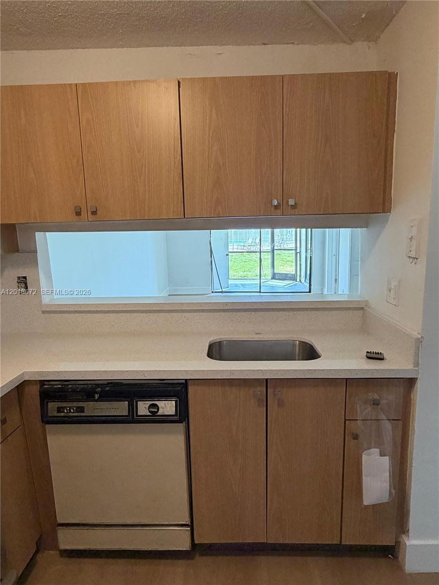 3400 Foxcroft Rd 107