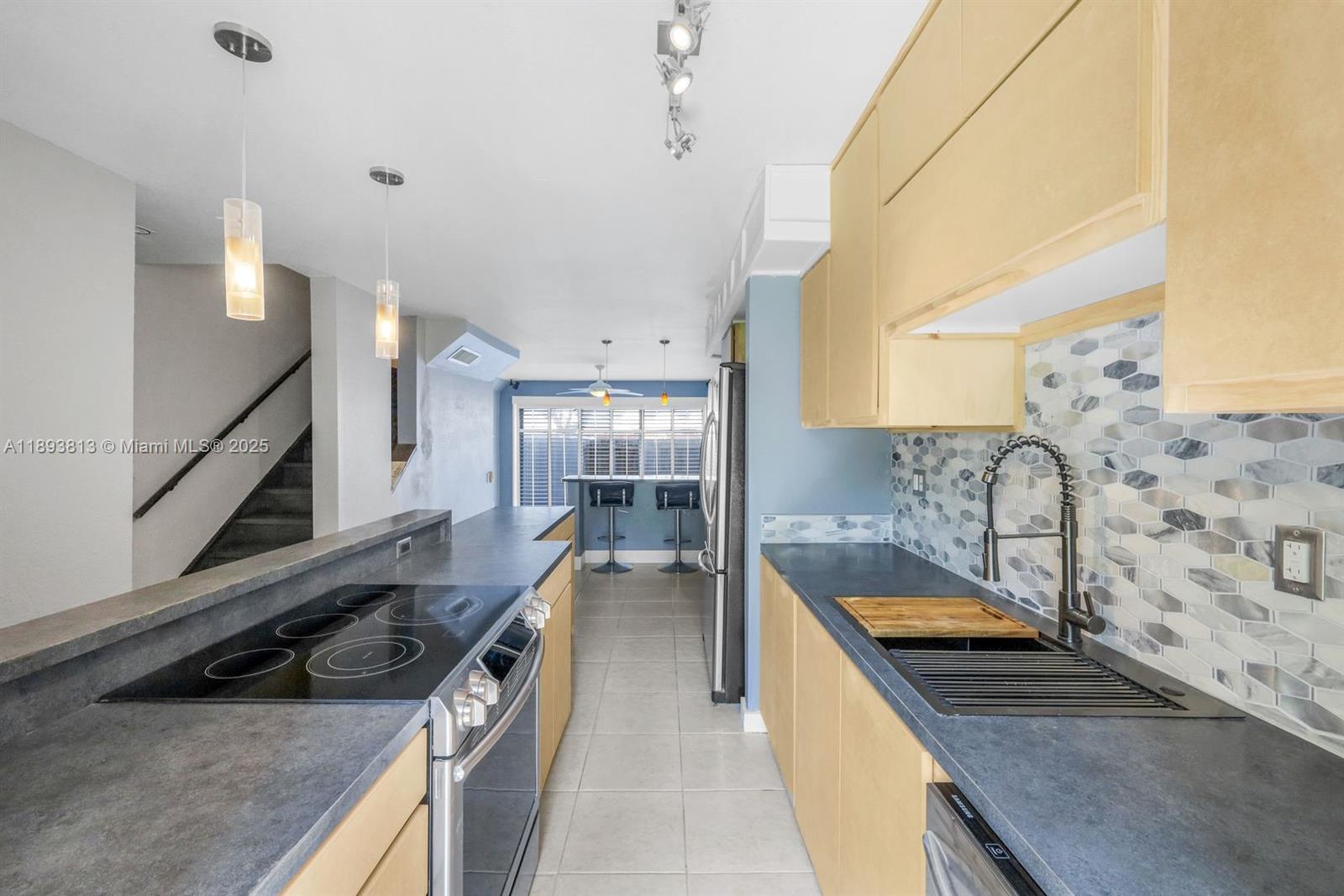 10900 SW 104th St 122