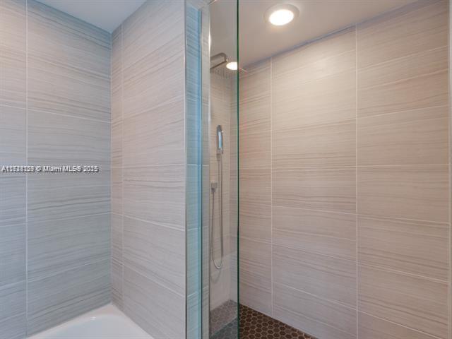 THE FLORIDIAN CONDO - Residential