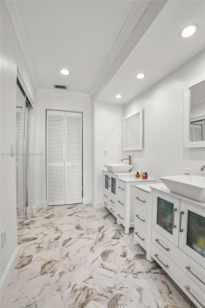 SAWGRASS PRESERVE - Residential