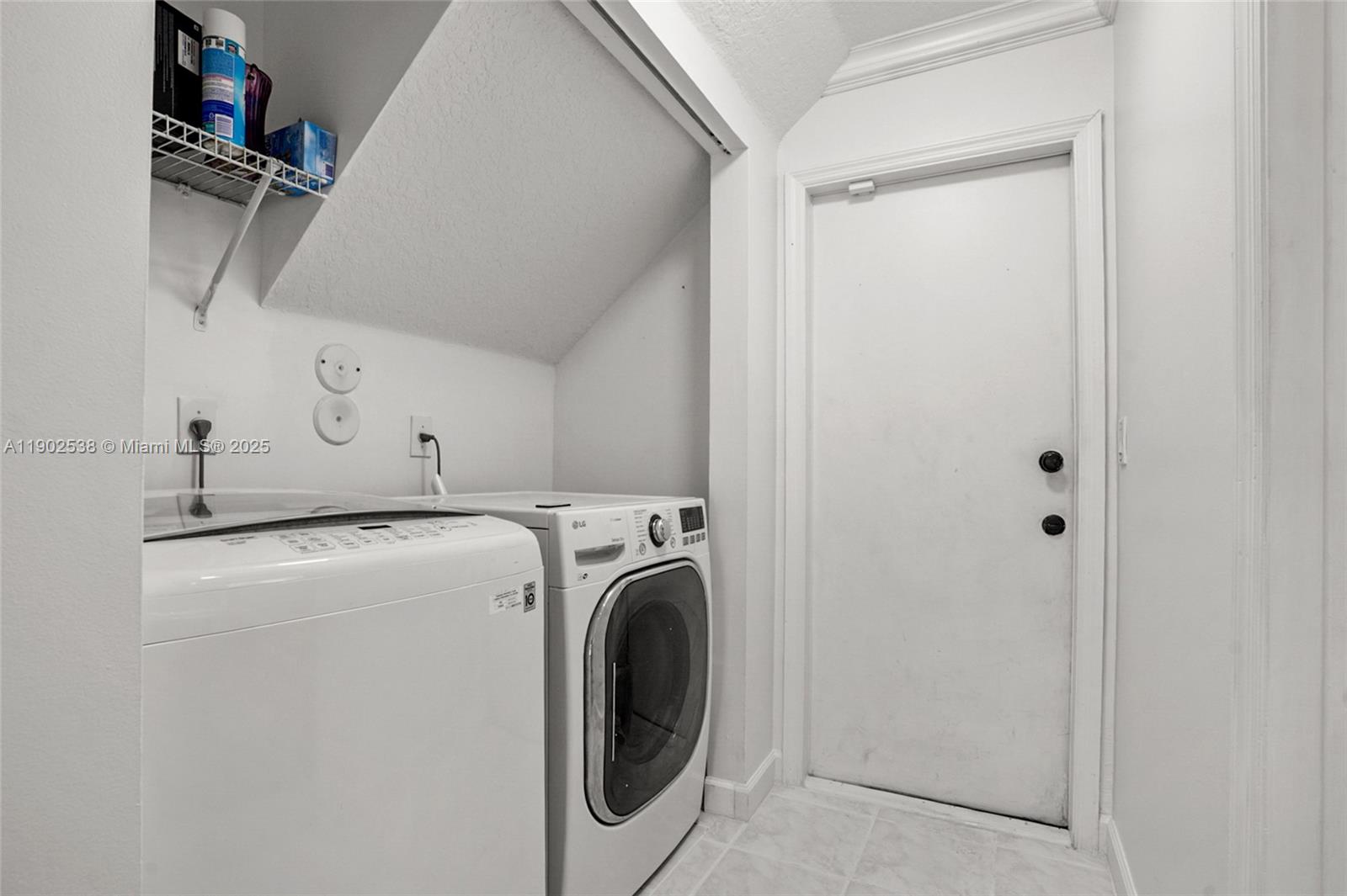 SAWGRASS PRESERVE - Residential