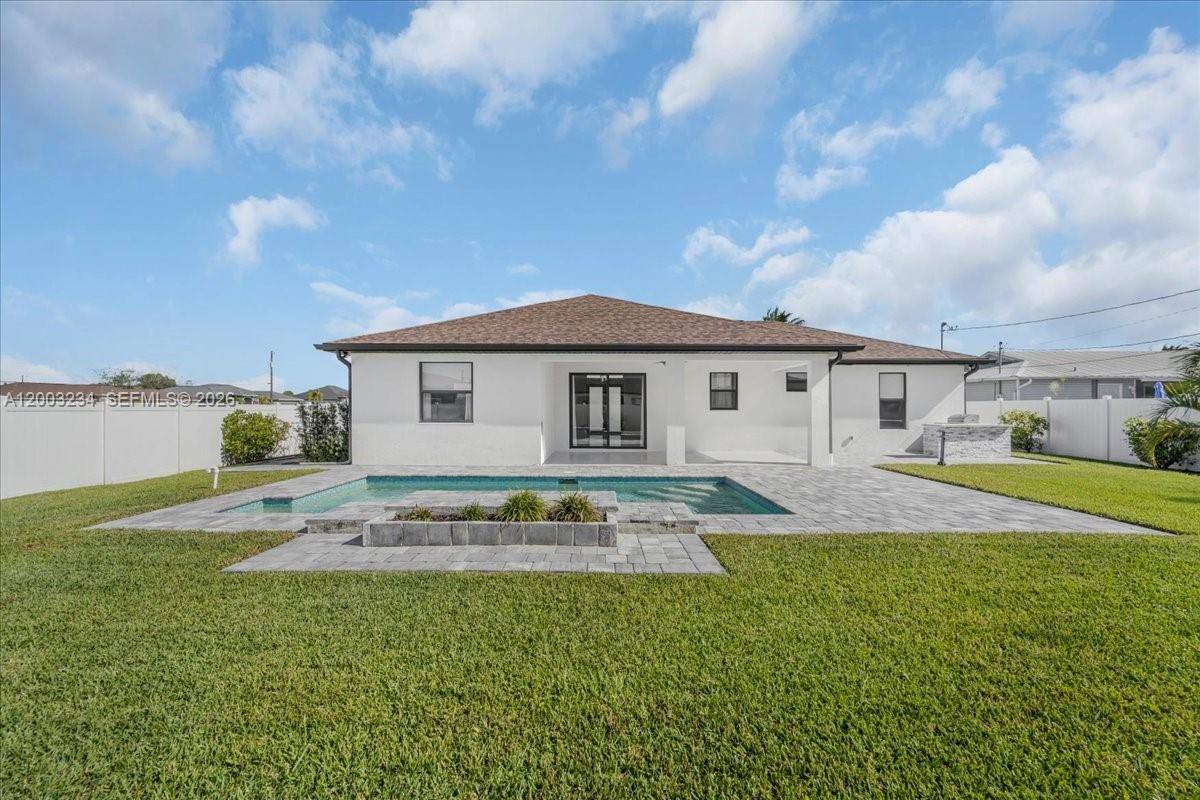 CAPE CORAL - Residential
