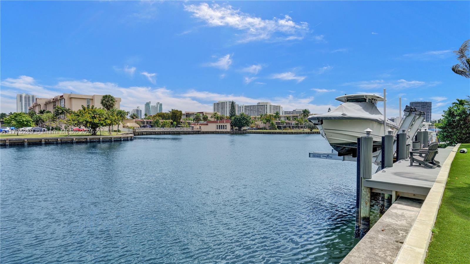 DIPLOMAT GOLF ESTATES - Residential