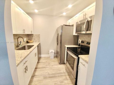 Photo of 13250 SW 4th Ct #308G, Pembroke Pines, FL 33027 (MLS # A11956634)