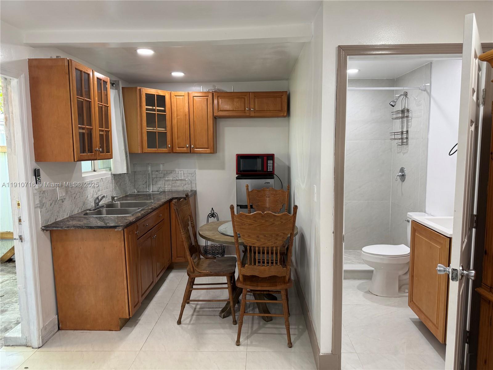 DRIFTWOOD ESTATES NO 29 - Residential Lease