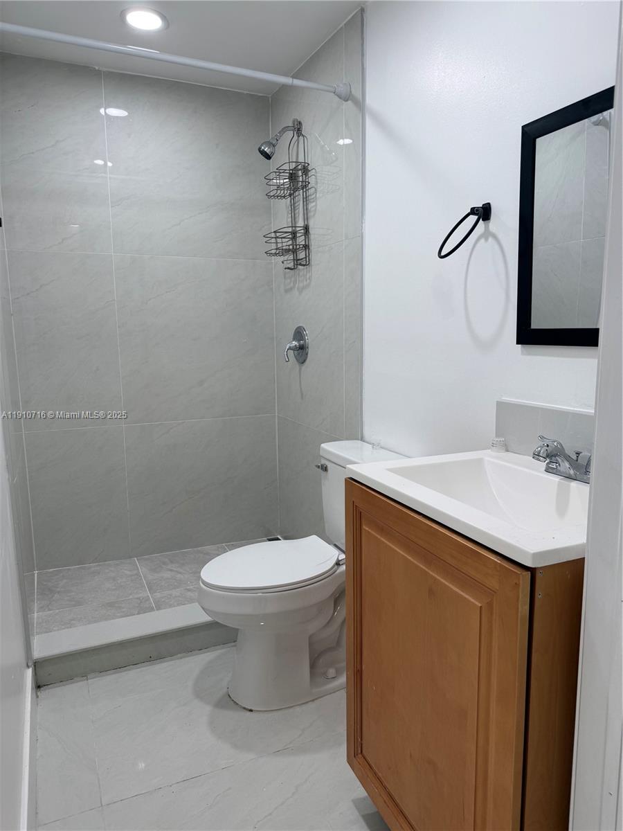 DRIFTWOOD ESTATES NO 29 - Residential Lease