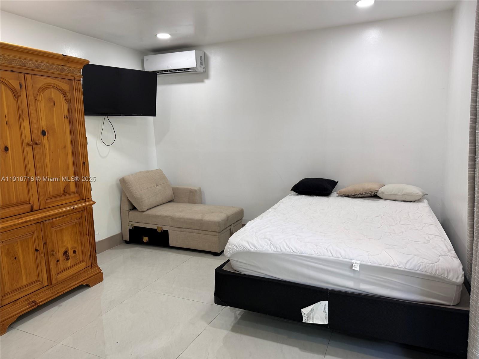 DRIFTWOOD ESTATES NO 29 - Residential Lease