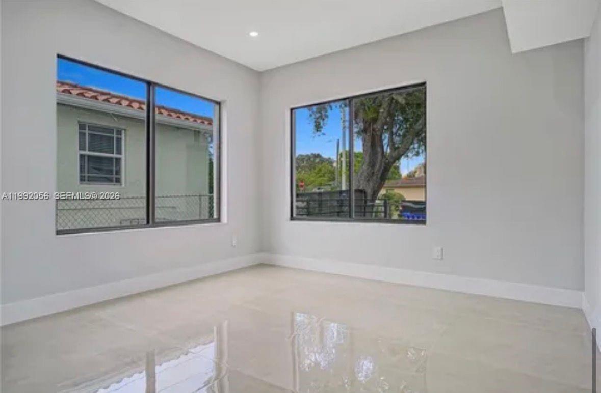 SHADOWLAWN EXTENSION SUB - Residential